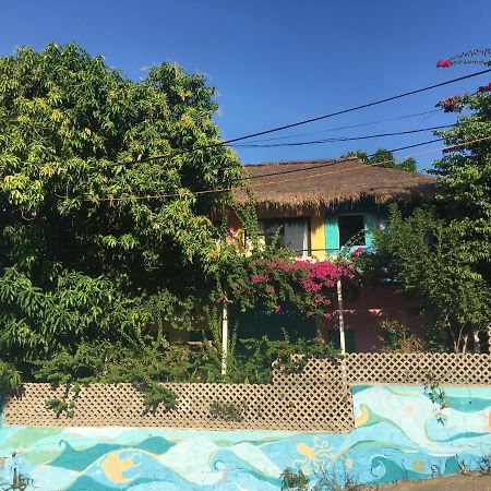 Hotel Confetti House à Quy Nhơn Extérieur photo